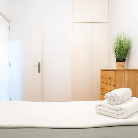 Bright 4bd With Terrace Near Arc De Triomf