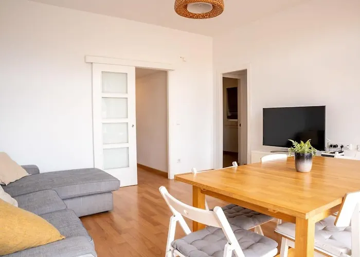 Apartament The Collection - Bright 4bd With Terrace Near Arc De Triomf