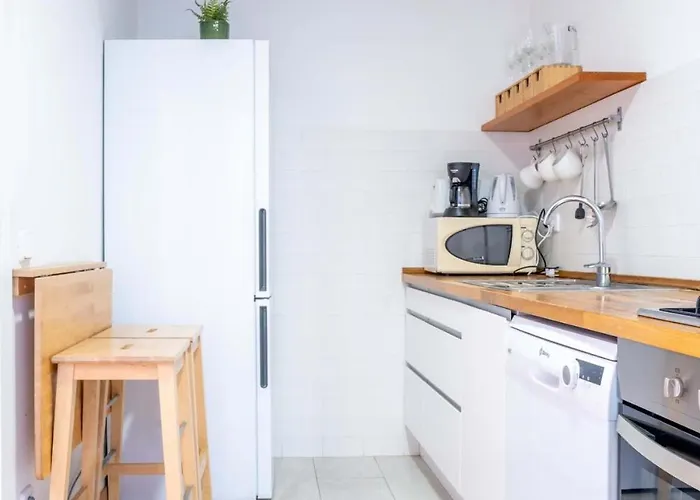 The Collection - Bright 4bd With Terrace Near Arc De Triomf Barcelona