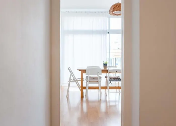 The Collection - Bright 4bd With Terrace Near Arc De Triomf Barcelona
