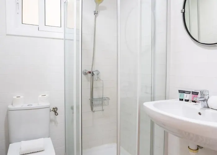 The Collection - Bright 4bd With Terrace Near Arc De Triomf Apartament