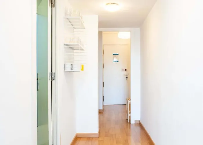 The Collection - Bright 4bd With Terrace Near Arc De Triomf